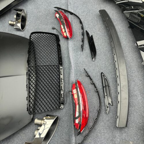 0d1eff69-e372-4e7b-a584-1b4c16bb33d6 Bentley Bentayga Upgrade Body Kit