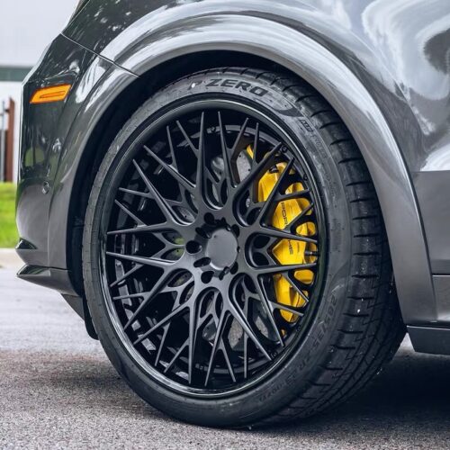 微信图片_20261018223928_662_1 Two-piece forged wheels for Porsche Cayenne/Macan (aftermarket/custom)
